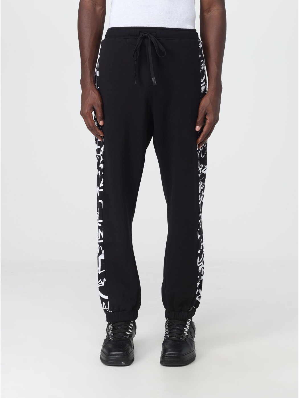 TROUSERS VERSACE...