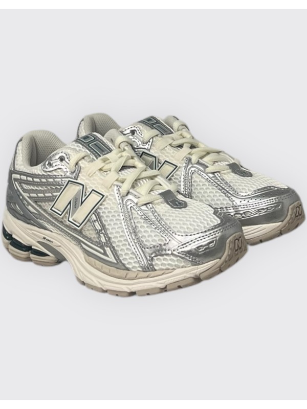 LIFESTYLE M1906R NEW BALANCE M1906R EE