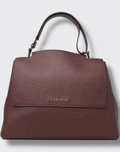 Borsa a spalla media sveva soft in pelle con traco