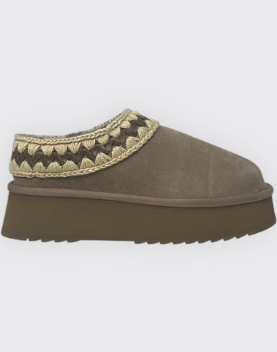 Platform clog suede