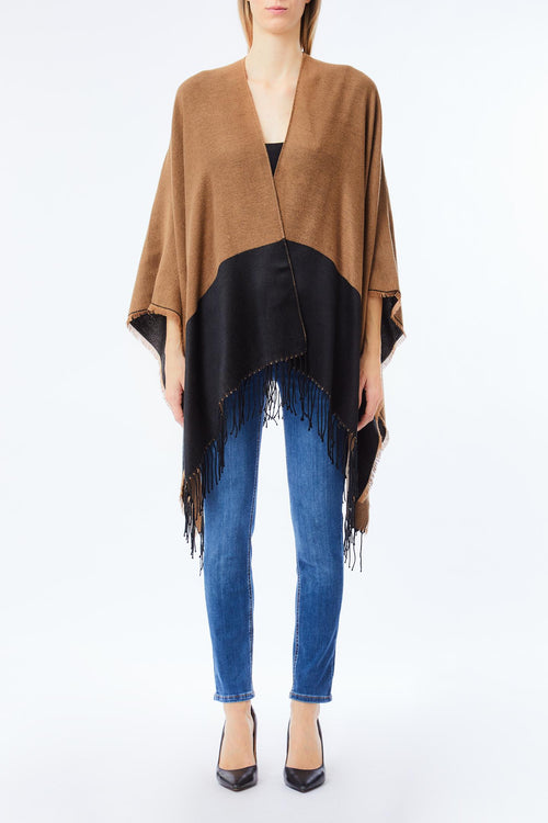 Poncho oval monogram