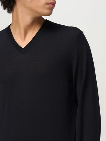 Scollo v m/l rasato - 3