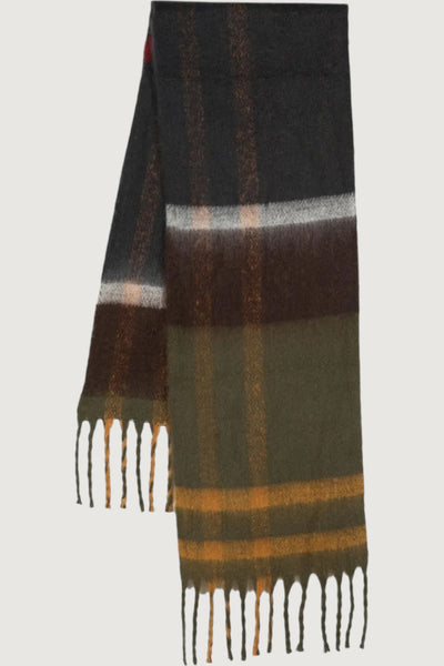 Isla tartan boucle scarf