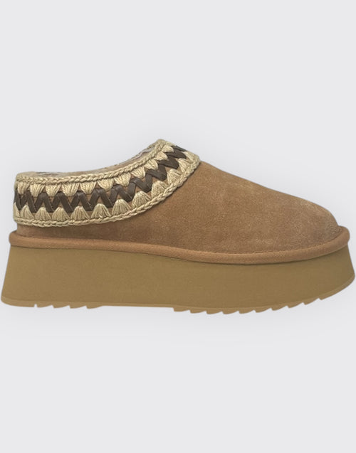 Platform clog suede